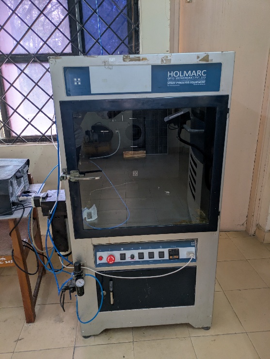 A machine with a glass door

AI-generated content may be incorrect.